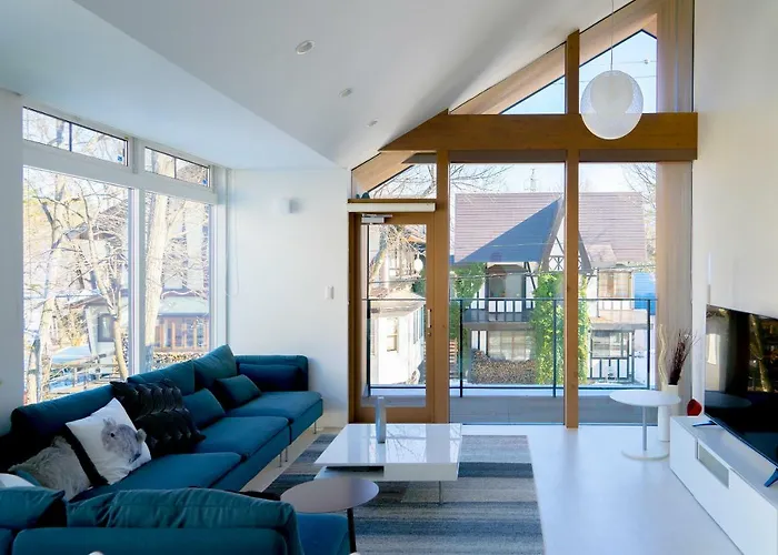 Hakuba White Fox Chalet